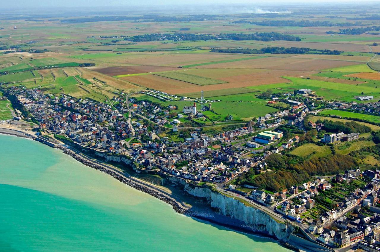 Tiny Bikini, Ault, Baie De Somme, 200 M De La Mer Exterior photo